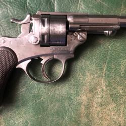 TR&Egrave;S BEAU REVOLVER 1873 AVEC ETUI 1915 SIMPLIFIE