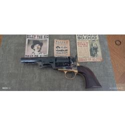 REVOLVER NAVY YANK SHERIFF NEUF.JAMAIS UTILIS&Eacute;. AUCUN JEU MECANIQUE ULTRA FLUIDE..SUPERBE JASPAGE.s