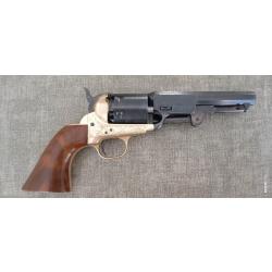 COLT POUDRE NOIRE TRES BON ETAT.MODELE LUXE GRAV&Eacute; CALIBRE 36.