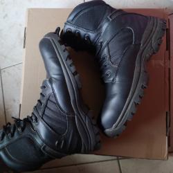 Chaussures agente s&eacute;curit&eacute;