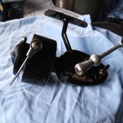 Ancien collection  moulinet Mitchell 330 automatic