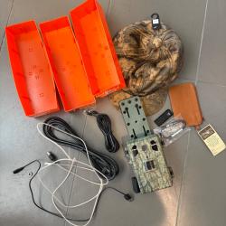 Pi&egrave;ces d&eacute;tach&eacute;es pour bricoleur super lot trouve tous aux encheres bo&icirc;te armurerie r93 r8 r9