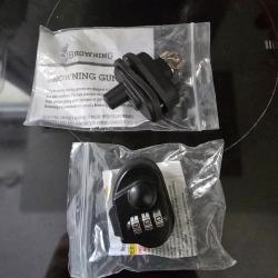 2 verrous pontet BROWNING