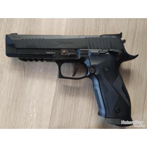 pistolet sig sauer x five  CO2 4,5