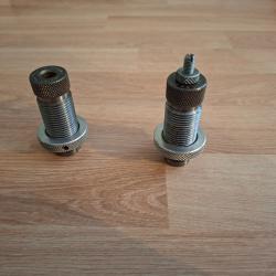 RCBS - 2 matrices 38-357 Magnum - 1 si&egrave;geur de balle + un sertisseur