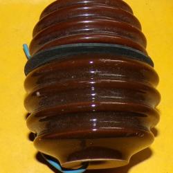 RADIO :  CERAMIQUE POUR EMBASE ANTENNE MILITAIRE POUR VEHICULE  ,  RADIOAMATEUR ,  POIDS TOTAL 0,600