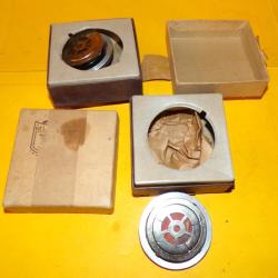 RADIO : LOT DE 2 ELEMENTS POUR COMBINE TELEPHONE U.S.A  DE MARQUE DU FABRICANT  KELLOGG ,POUR RADIOA