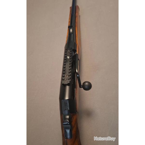 Carabine � culasse lin�aire browning maral sf wood fluted hc