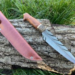 COUTEAU DROIT 30CM LAME PLUME D'OISEAU ETUI CUIR ench&egrave;re