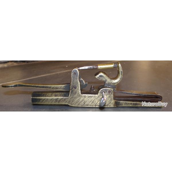 Piege a taupe a percussion du XIX �me poudre noire