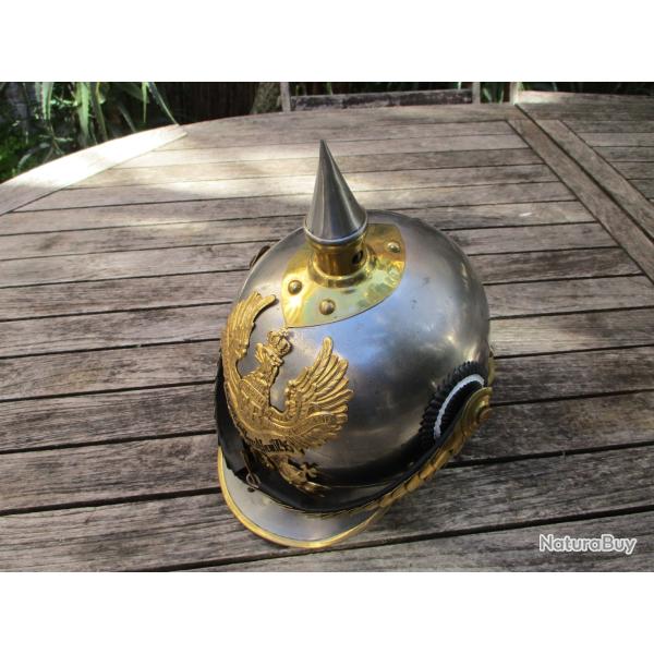 casque a pointe modele acier