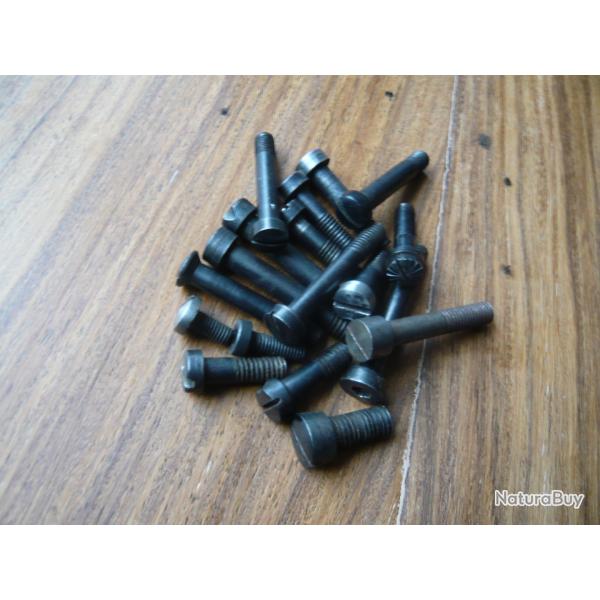 Lot dr 18 vis armurerie, tr�s bon �tat !