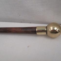 canne de marche  - original - casse t&ecirc;te -  85 cm - poign&eacute;e en laiton  lourd  forme de  boule