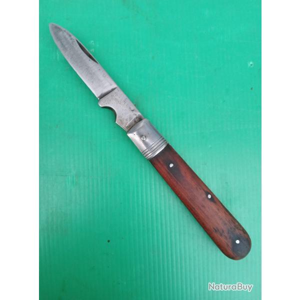 ANCIEN COUTEAU PLIANT AVEC MEPLAT & ENCOCHE  SUR LAME .  PARFAIT FONCTIONNEMENT  .