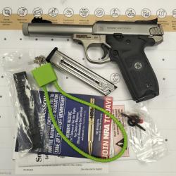 Pistolet semi-automatique Smith et Wesson Victory cal 22lr