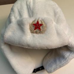 Chapka blanche sovi&eacute;tique