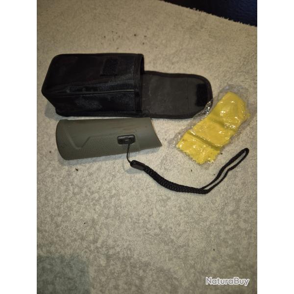 Monoculaire SOLOGNAC, etui et dragonne