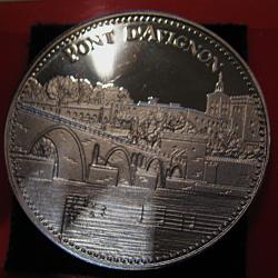 m&eacute;daille "tr&eacute;sor du patrimoine " pont d'Avignon " diam 40 mm 31 grs
