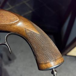 Magnifique pistolet de tir Flobert 6 mm de collection. Qualit&eacute; et &eacute;tat exceptionnels. Cat. D