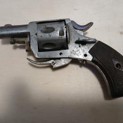 REVOLVER BULLDOG 8 mms