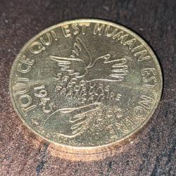 France - m&eacute;daille comm&eacute;morative - 1995 - 50 ans du Secours populaire - bronze OCCASION .