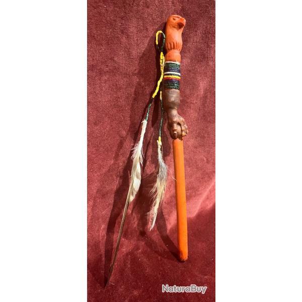 Extraordinaire v�ritable  bourre pipe calumet indien des plaines bois sculpt� aigle quill�