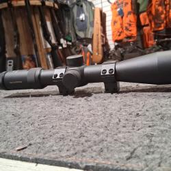 Vector Optics Forester 2-10x40 avec r&eacute;ticule lumineux