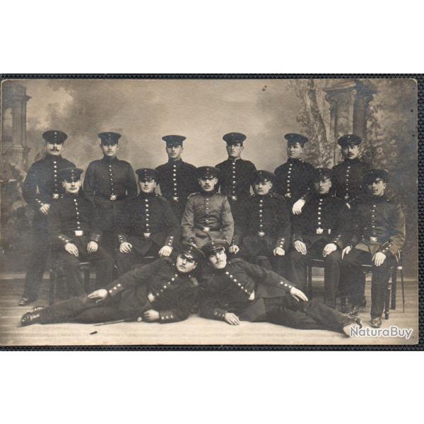 CPA - Un Groupe Soldats Allemands - N�6092