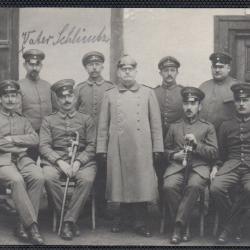 CPA - Un Groupe Soldats Allemands - N&deg;6094