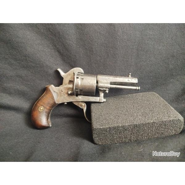 Revolver � broche 7 mm poin�onner ELG . mod�le 1878