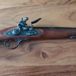 Pistolet &agrave; silex 1808 pour d&eacute;coration id&eacute;al vide grenier pour attirer les chalands