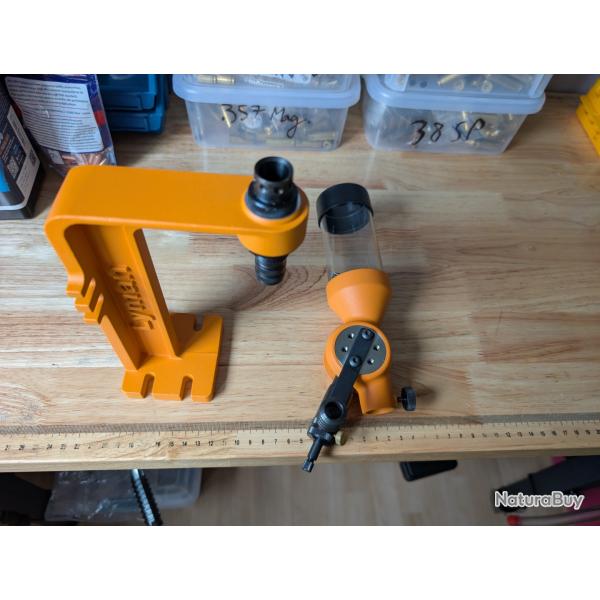 Lot doseuse Lyman avec son pied + balance Hornady G3 1500