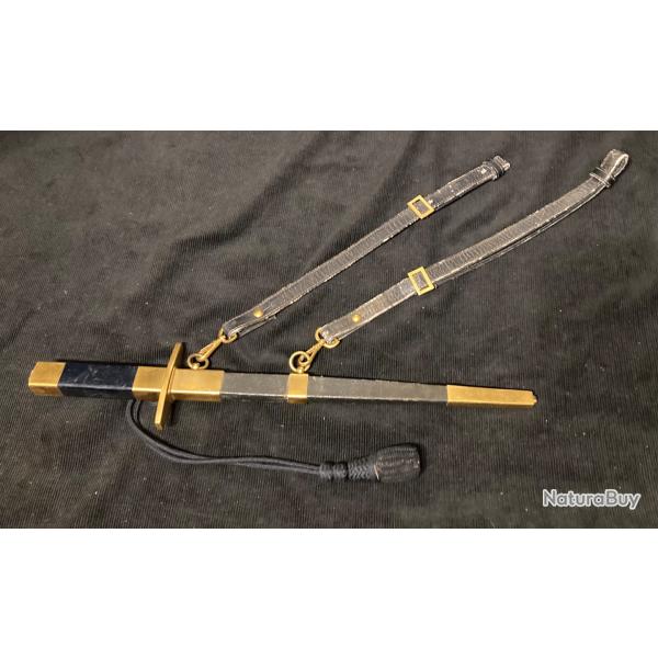 Dague de Sous-officier de l'Arm�e de l'Air Fran�aise . Mod�le 1934 modifi� 1954.