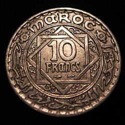 Maroc piece de 10 francs 1947 ttb "empire cherifien" diametre 26mm