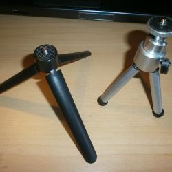 2 trepieds camera ou appareil photo pliables mini tripodes