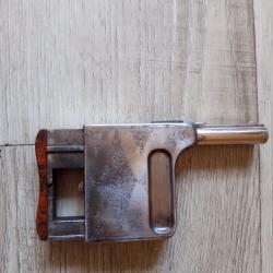 Mitrailleuse, revolver pistolet