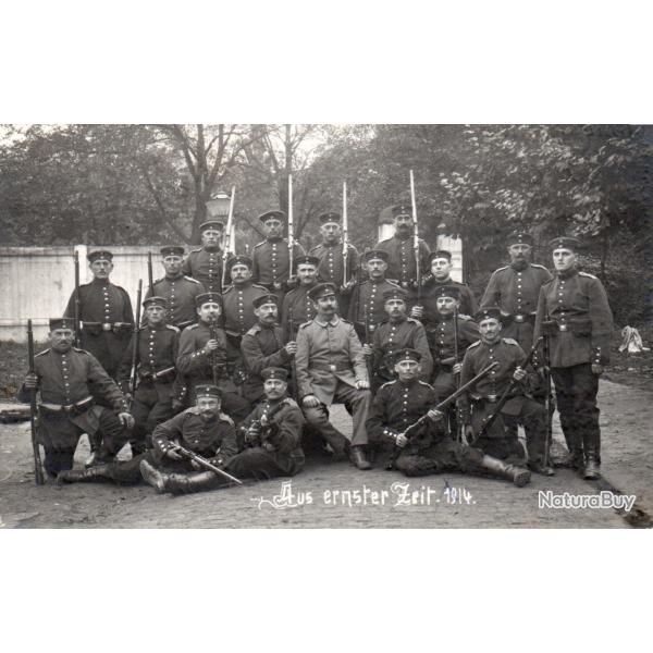 CPA - Un Groupe Soldats Allemands -N�6099