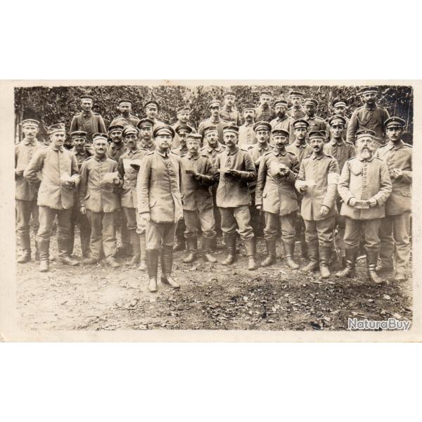 CPA - Un Groupe Soldats Allemands -N�6096