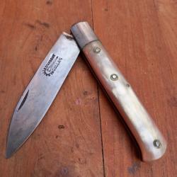 Couteau R&eacute;gional YSSINGEAUX M&Eacute;DAILLE D ARGENT COLLAS Manche en Corne