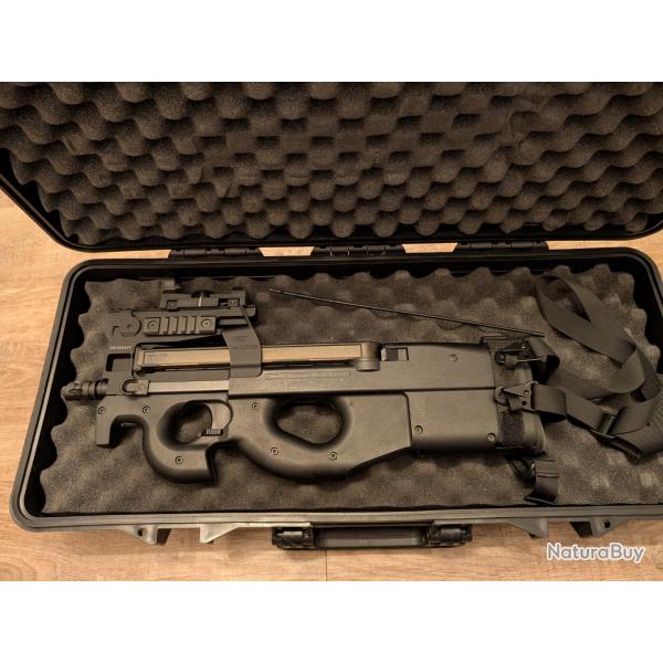 P90 krytac avec tout l'�quipement airsoft