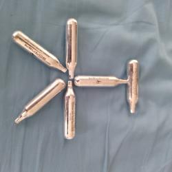 16  SPARCLETTERS12   GRAMMES CO2 TIRS DE PROTECTION LOISIRS SPORTIF ET AIRSOFT++