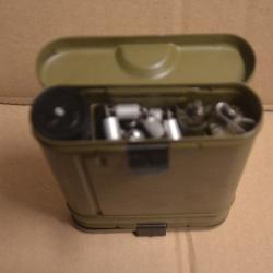 Rare Boite de nettoyage K98 ann&eacute;e 50 ( dommage de guerre )