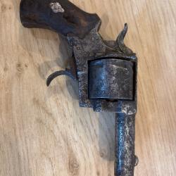 1� SANS R&Eacute;SERVE !!! Bulldog 320