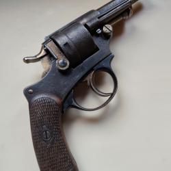 Revolver francais 1873 cat&eacute;gorie D vente libre.