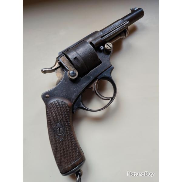 Revolver francais 1873 cat�gorie D vente libre.