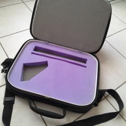 MALLETTE  DISCRETE  POUR  ARMES  DE  POING .