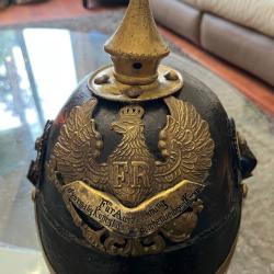 Casque &agrave; pointe ancien