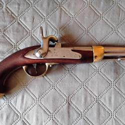 Pistolet mod&egrave;le 1822 T bis de la manufacture imp&eacute;riale de Tulle.