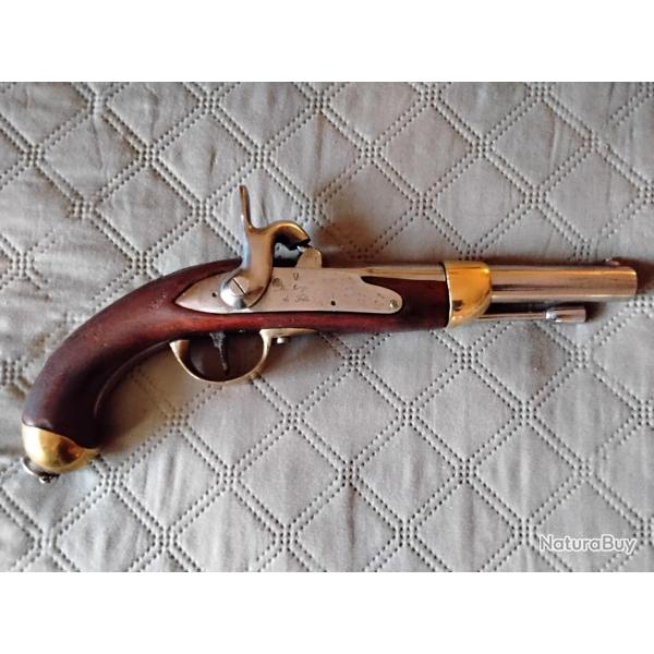 Pistolet mod�le 1822 T bis de la manufacture imp�riale de Tulle.