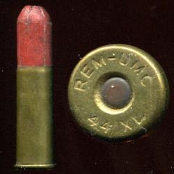 .44 Extra-Long - RARE - marquage : UMC 44 XL - conteneur &agrave; grenaille en carton rouge